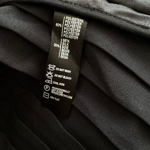 La Perla Black Silk Blend Accordion Pleated Cocktail Evening Gown Size 42 (US 6) - Picture 4 of 15